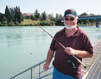 Travel to Soldotna, Alaska with BEARFOOT Travel Guides - Explore the Home  of the World Record King Salmon. Kenai River King Salmon and Red Salmon  Runs. Get Fishing! Maps Included.